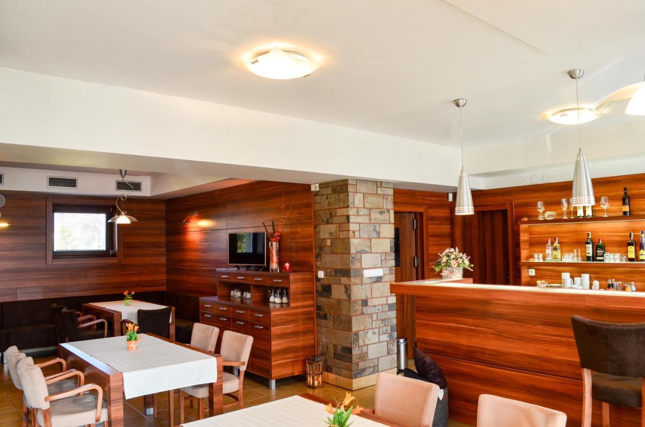 Wellness Villa Liptov Liptovská Sielnica Extérieur photo